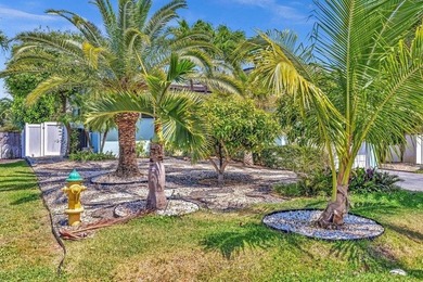 Welcome to your own tropical paradise in this E Oakland Park - photo 45