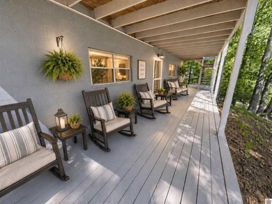Welcome to your ultimate lakefront escape! This charming - photo 46