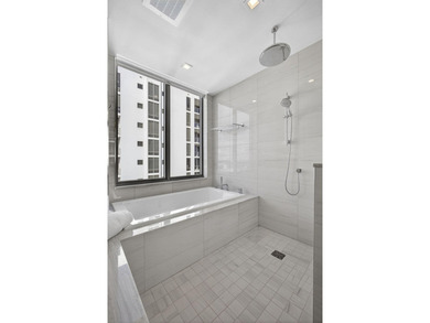 Welcome to this exceptional 3-bedroom, 3.5-bathroom waterfront - photo 15