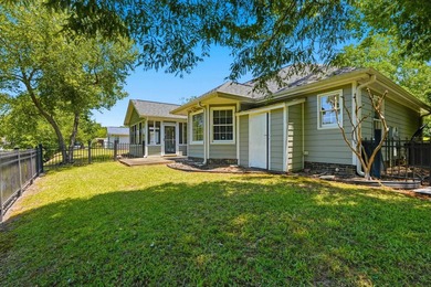 Welcome to 415 Lake Park Drive, a charming 3 bedroom, 2 bath - photo 20