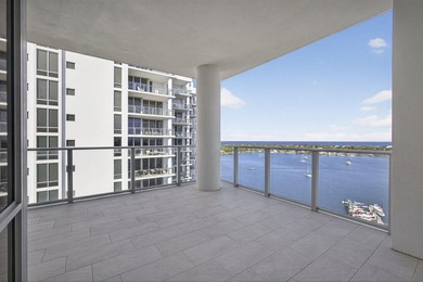 Welcome to this exceptional 3-bedroom, 3.5-bathroom waterfront - photo 26