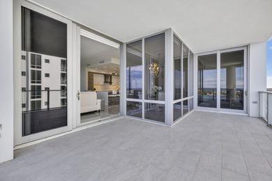 Welcome to this exceptional 3-bedroom, 3.5-bathroom waterfront - photo 27