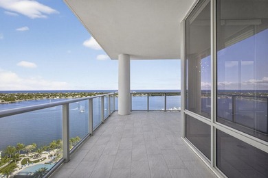 Welcome to this exceptional 3-bedroom, 3.5-bathroom waterfront - photo 28