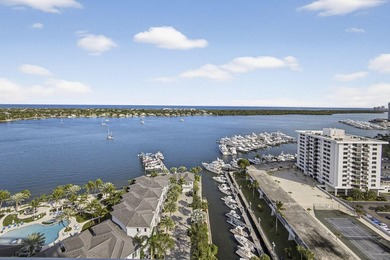 Welcome to this exceptional 3-bedroom, 3.5-bathroom waterfront - photo 29