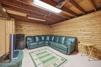 Beach living is affordable in this lovingly cared for 4 bed/2 - photo 33