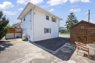 Beach living is affordable in this lovingly cared for 4 bed/2 - photo 37