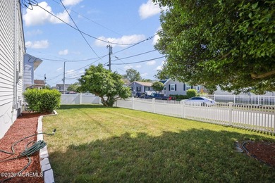 Beach living is affordable in this lovingly cared for 4 bed/2 - photo 39