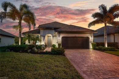 (private lake, pond, creek) Home For Sale in Naples Florida