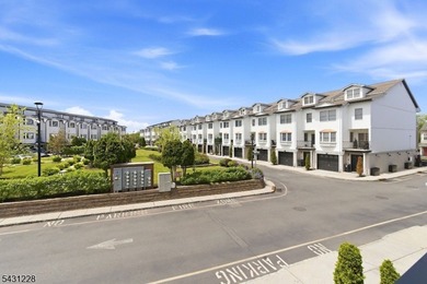 Thoughtfully updated, this spacious multi-level townhouse at - photo 29
