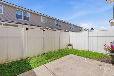 Come see this low-maintenance 2-bedroom townhome conveniently - photo 32