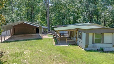 Well-maintained modular home on three lots located on a quiet - photo 7