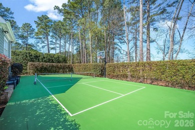Gorgeous custom home loaded with luxury upgrades and exceptional - photo 11