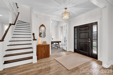Gorgeous custom home loaded with luxury upgrades and exceptional - photo 12