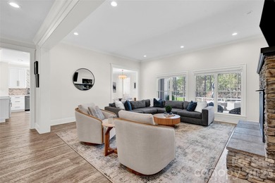 Gorgeous custom home loaded with luxury upgrades and exceptional - photo 14
