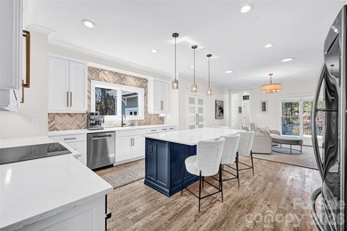 Gorgeous custom home loaded with luxury upgrades and exceptional - photo 18