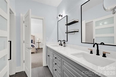 Gorgeous custom home loaded with luxury upgrades and exceptional - photo 30