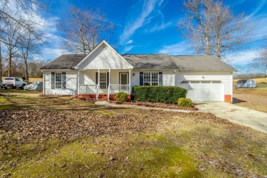 Chickamauga Lake Home Sale Pending in Soddy Daisy Tennessee