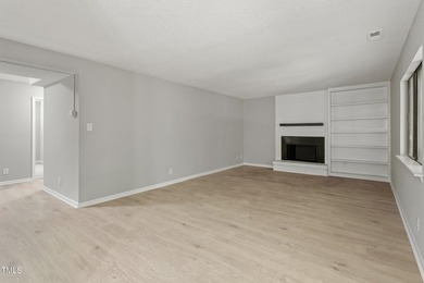 Cute a button Condo in great Durham location with Sunroom (106 - photo 5