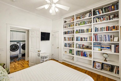 Welcome to this beautiful & spacious Battery Point home! With a - photo 21