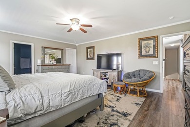 Welcome to 1060 Balmore Drive! This beautifully maintained home - photo 28