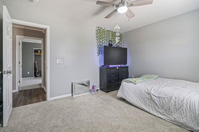 Welcome to 1060 Balmore Drive! This beautifully maintained home - photo 33