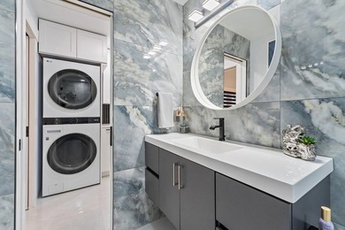 One-story townhouse in Indian Creek, a quiet pet-friendly - photo 34