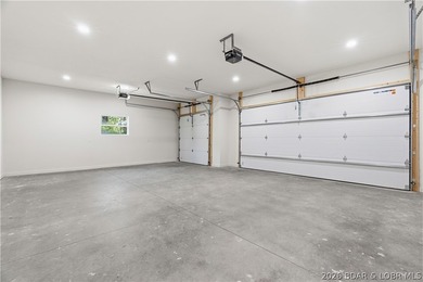 Welcome to luxury living in coveted Porto Cima, the Lake of the - photo 40