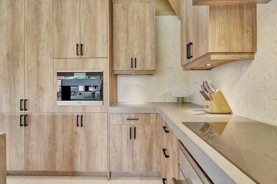 Welcome to an extraordinary residence that seamlessly blends - photo 10