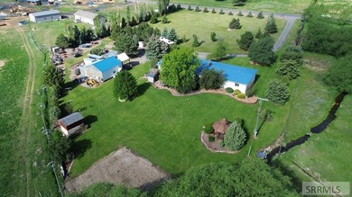 Beautiful country home on over 3 and a half acres. This home has - photo 50