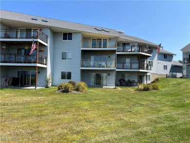 Lake Erie - Ashtabula County Condo For Sale in Conneaut Ohio