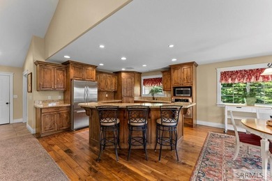 Welcome to luxury living in the prestigious Jefferson Hills Golf - photo 15