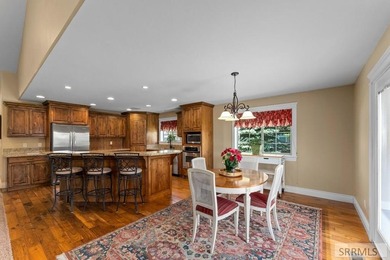 Welcome to luxury living in the prestigious Jefferson Hills Golf - photo 17