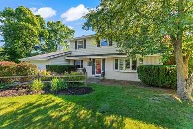 Amy Belle Lake Home For Sale in Colgate Wisconsin