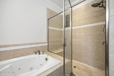 Beautifully maintained 4BR/3.5BA home offering approximately 2 - photo 22