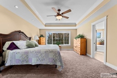 Welcome to luxury living in the prestigious Jefferson Hills Golf - photo 23