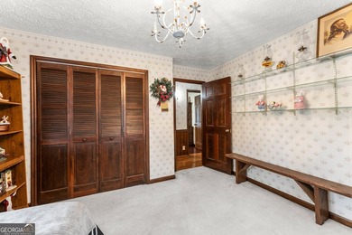 Well-kept and ready to go, this solid brick home offers comfort - photo 32