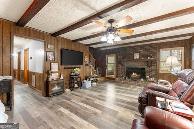 Well-kept and ready to go, this solid brick home offers comfort - photo 35