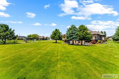 Welcome to luxury living in the prestigious Jefferson Hills Golf - photo 50