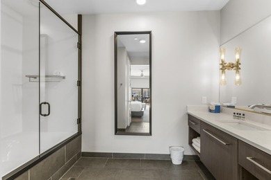 Owners receive 40% off golf at Sand Hollow Golf Course, plus