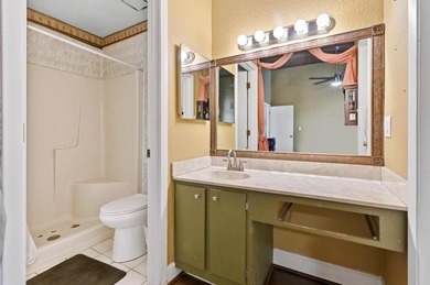 Welcome to Coquina Lakes! This well-maintained 1-story home - photo 15
