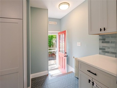 Thoughtfully updated while maintaining its classic character - photo 15