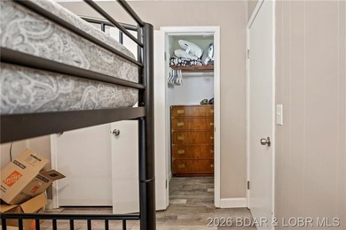 Newer HVAC, roof and gutters, water heater, and appliances - photo 17
