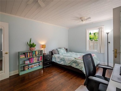 Thoughtfully updated while maintaining its classic character - photo 20