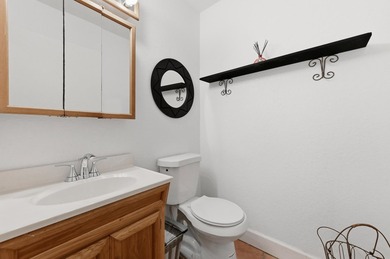 Welcome to Coquina Lakes! This well-maintained 1-story home - photo 21