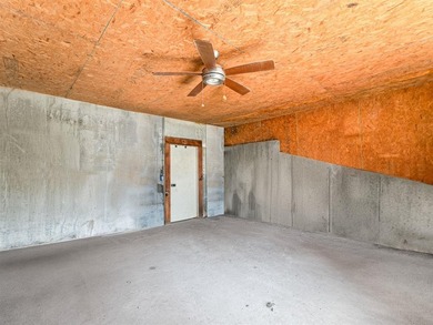 If you're looking for your own Little Gatlinburg, here it is! - photo 34