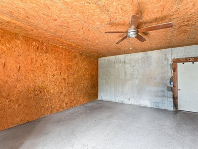 If you're looking for your own Little Gatlinburg, here it is! - photo 35