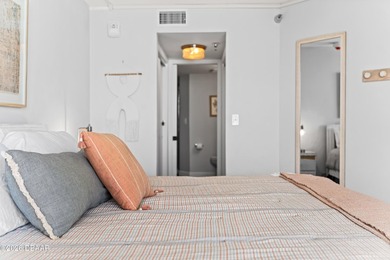 Limited-Time Financing Incentive! Qualified buyers may receive a - photo 57