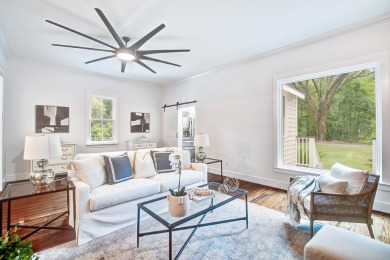 This fully licensed Johns Island Bed and Breakfast complex is