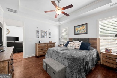 Extensively renovated in the past year with a new roof - photo 21