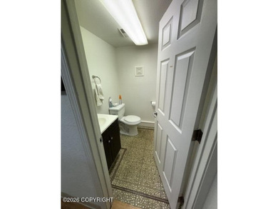 1,000 SQFT Commercial condo located near C street and - photo 7
